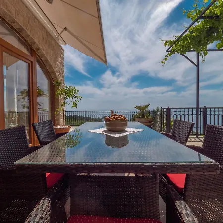 Villa Miracle Zagora *